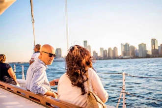 City Lights Cruise on Yacht Manhattan(2-3 Adults)
